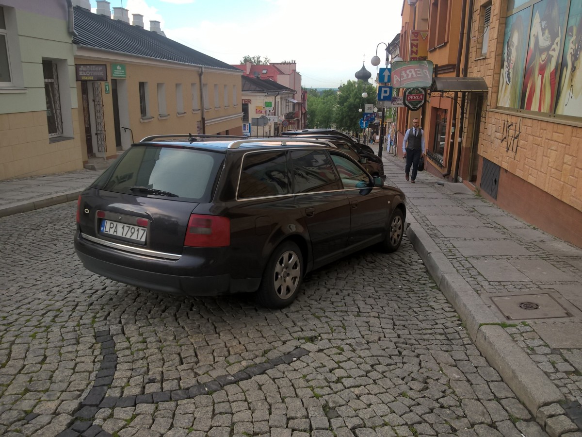 ef3054235aeb5eb62aa899c5eb6d768a_1.jpg