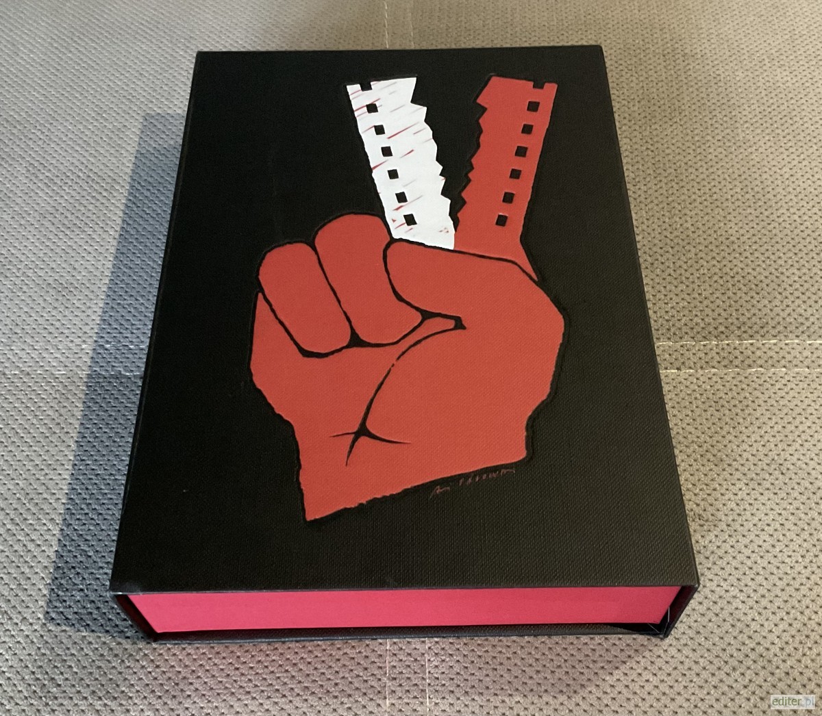 [Obrazek: b7cf1ae0f16a39da62023ff8c0941af8_1.jpg]